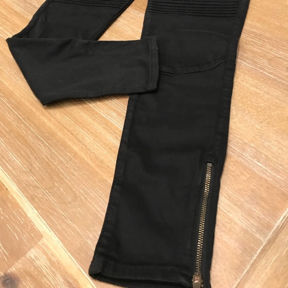 American Eagle High Rise Jeggings - Size 2R - Blk - Picture 3 of 8